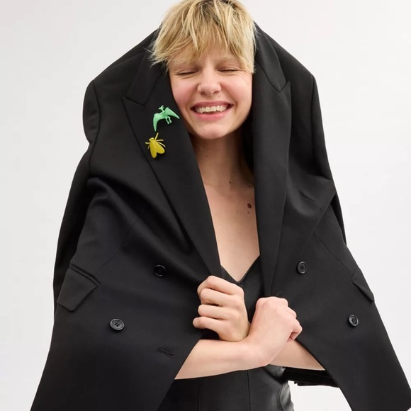 Coach Fly Bug Insect Metal Pin Brooch - Picture 10 of 10